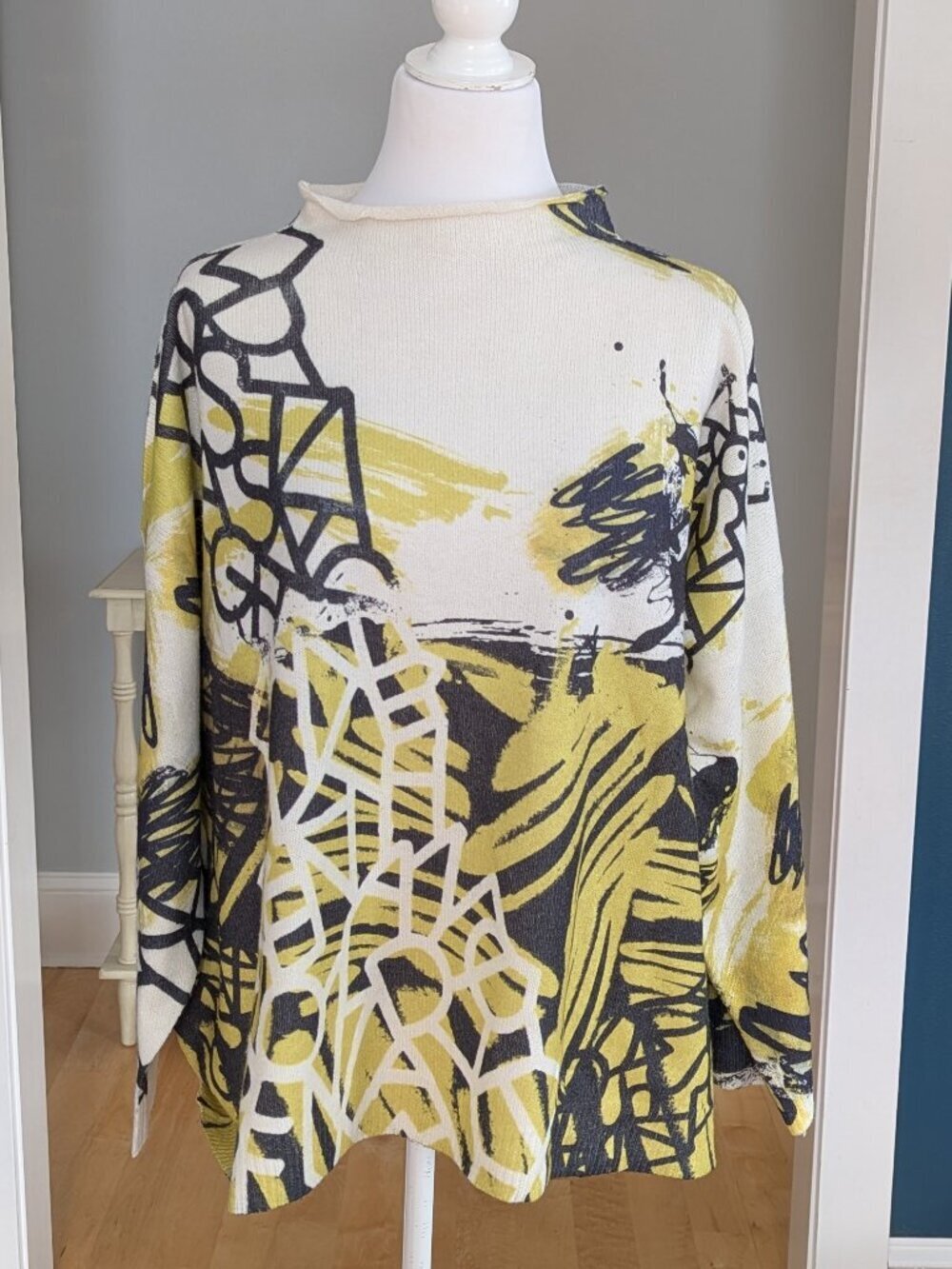 Inoah Shimmer Golden Abstract Sweater S/M Lagenlook - Picture 3 of 11